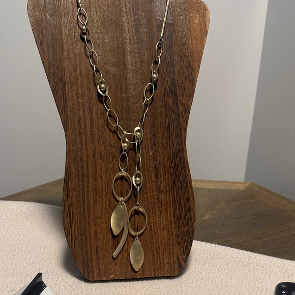 Chico’s Noelle Gold Tone Statement Necklace . (BR444) - Picture 2 of 10